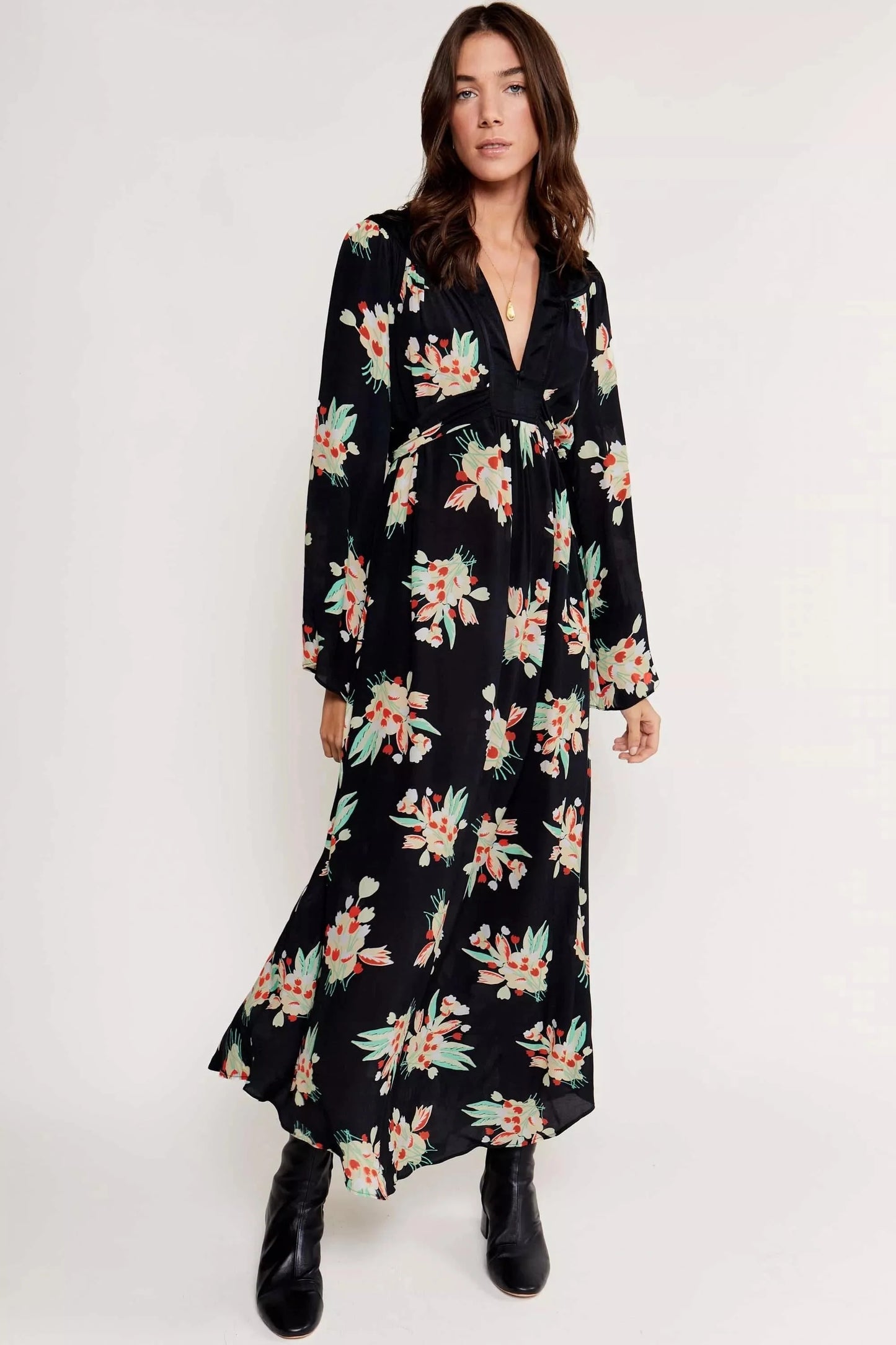 Anela - Tulip Cloud Black
