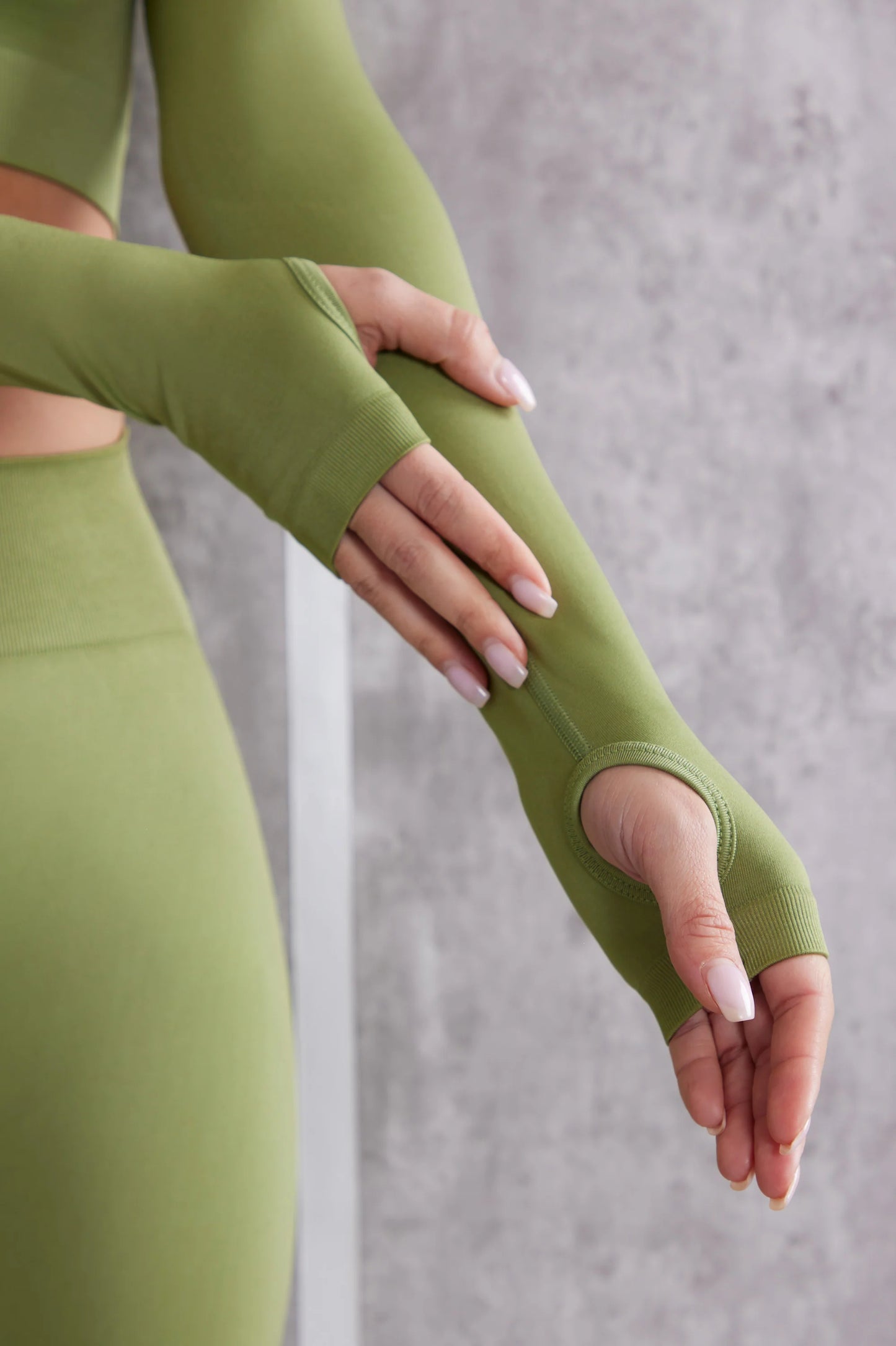 Instinct - Long Sleeve Crop Top in Olive